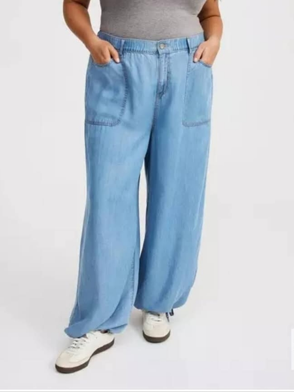 Nwt torrid Light Blue Wide Leg Pull-On Jeans